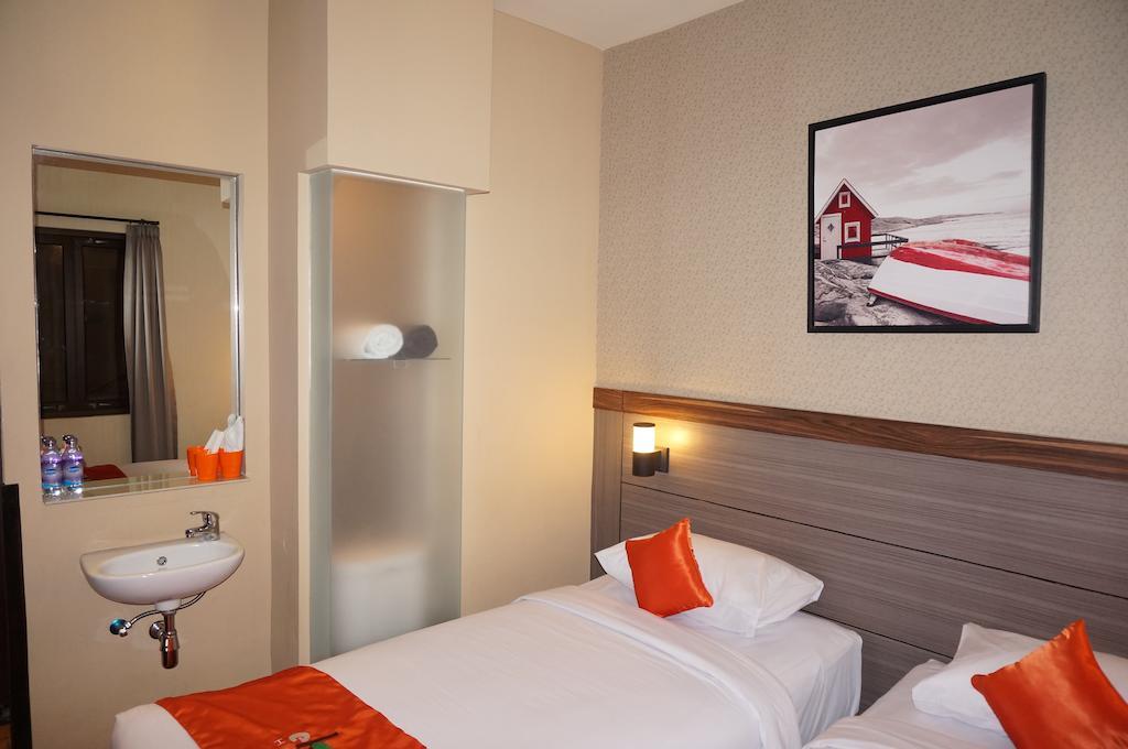 Ekon Hotel ジョグジャカルタ 部屋 写真